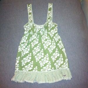 Cute hollister shirt size S