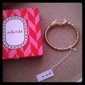 Brand new in box chimera bangle by Stella & Dot!