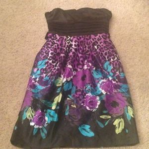 **Reduced** Cute formal strapless black top