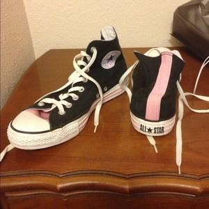 Pink & Black Hi-Top Converse All-Stars!
