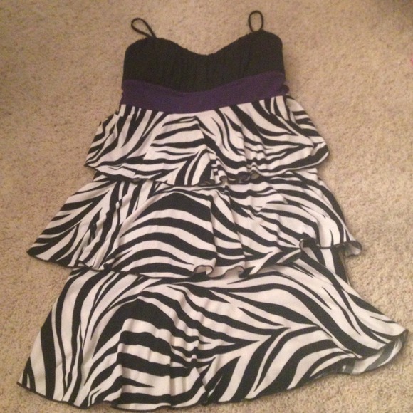**Reduced**Cute zebra print w/black & purple