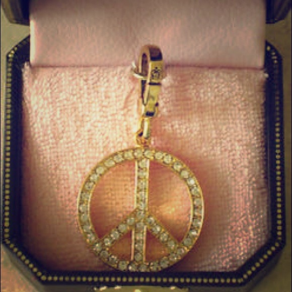 JUICY COUTURE gold peace sign charm - Picture 1 of 2