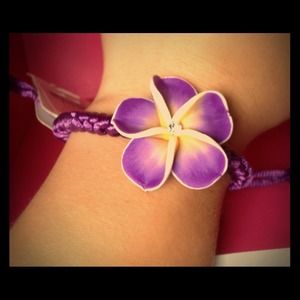 NWT! Fleur de Tropic PurpleAdjustable Bracelet!