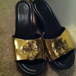 Authentic Tory burch wedges!