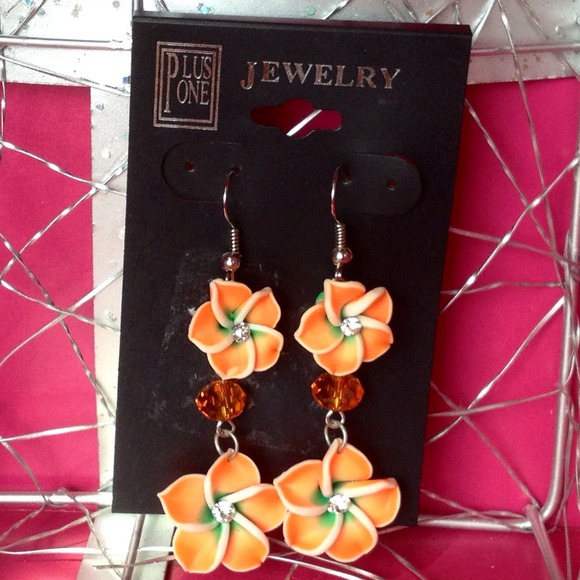 NWT! Orange Fleur de Tropic Dangle/Hook Earrings!!
