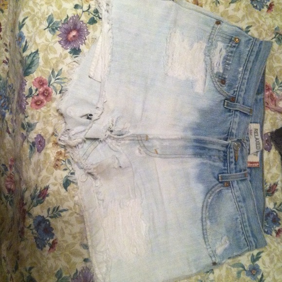 5 pairs of high waisted Levi's! - Picture 2 of 3