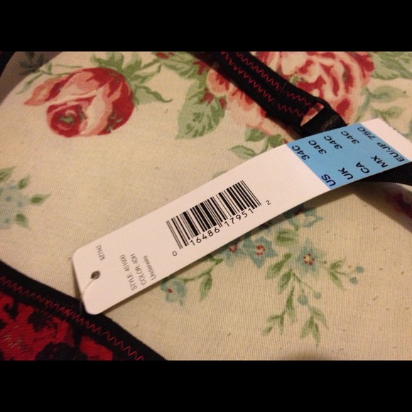 DKNY lace  sexy red see thru bra TRADED - Picture 4 of 4