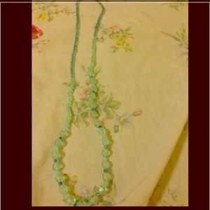 Blue beaded crystal necklace