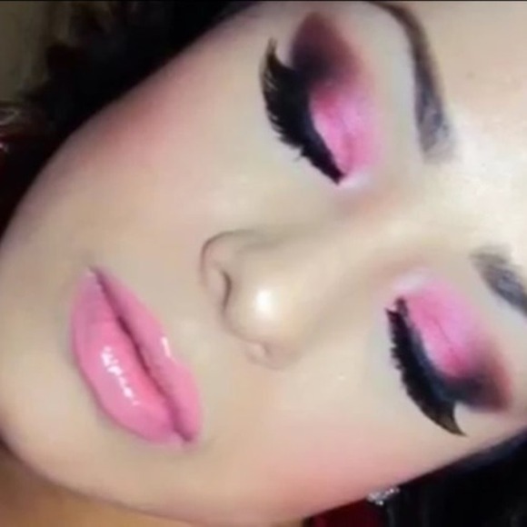 ππ MAKEUP BY IRIS ππ - Picture 2 of 4