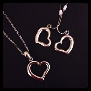 Classic heart necklace & earrings