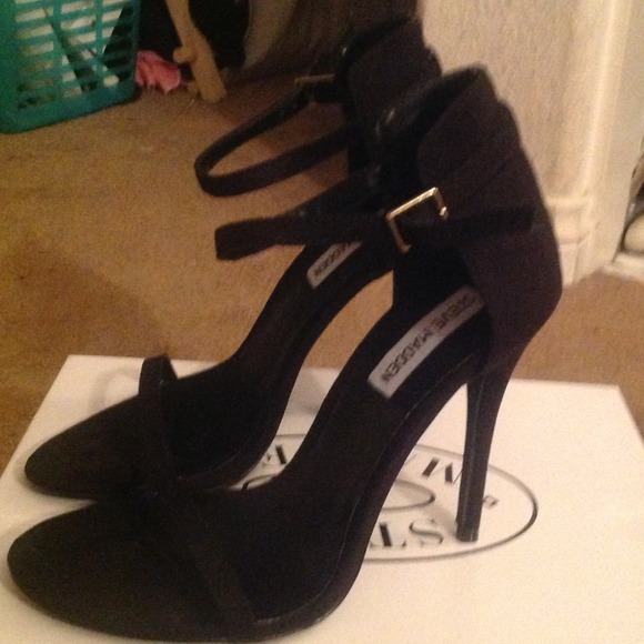 Steve Madden shoes - Picture 2 of 4