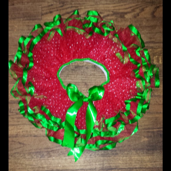🚩SOLD🚩 🎄Red Sheer TuTu - Picture 2 of 3