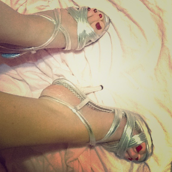 ⬇REDUCED⬇ Silver heels