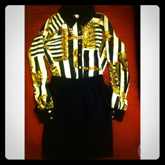 🔴SOLD IN BUNDLE 🎉🎉HOST PICK🎉🎉Button up blouse