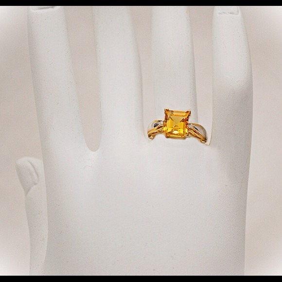 Citrine & Diamond Ring - Size 7 - Picture 1 of 2