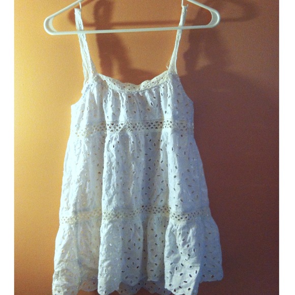 AE Flowy Eyelet Top