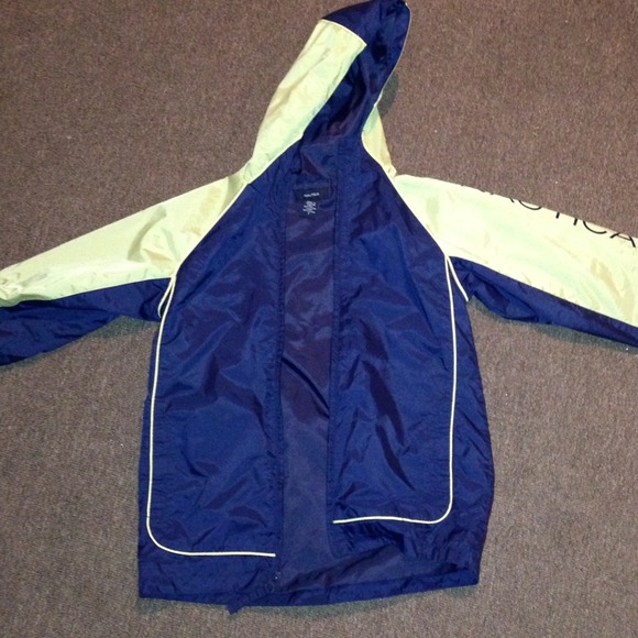 Boys nautica rain jacket in great condition!