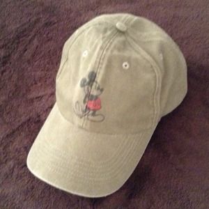 Unisex Mickey Mouse Hat NWOT