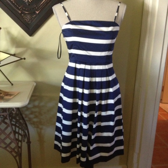 nwt, gap, navy and white striped dress