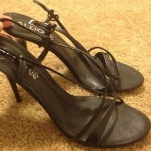 Strappy Aldo Heels. Size 9