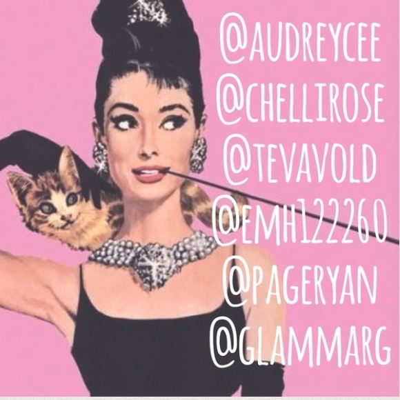 CO-HOSTING MY FIRST POSH PARTY!!! 🎉 - Picture 2 of 4