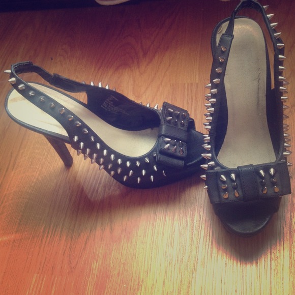Spiked heals.