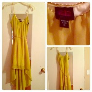 🚫TRADED🚫2Bebe olive dress