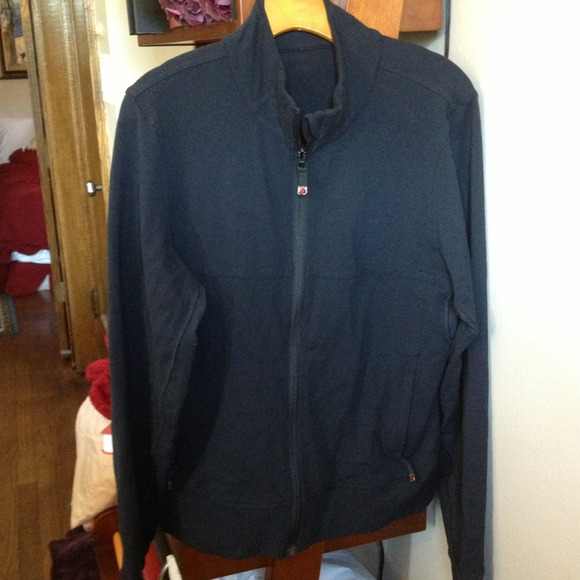 Traded lulu lemon black jacket