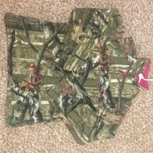 Mossy Oak Camo Pullover