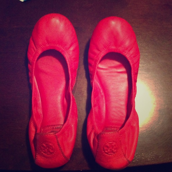 🔴SOLD!🔴 Tory Burch Edie flats