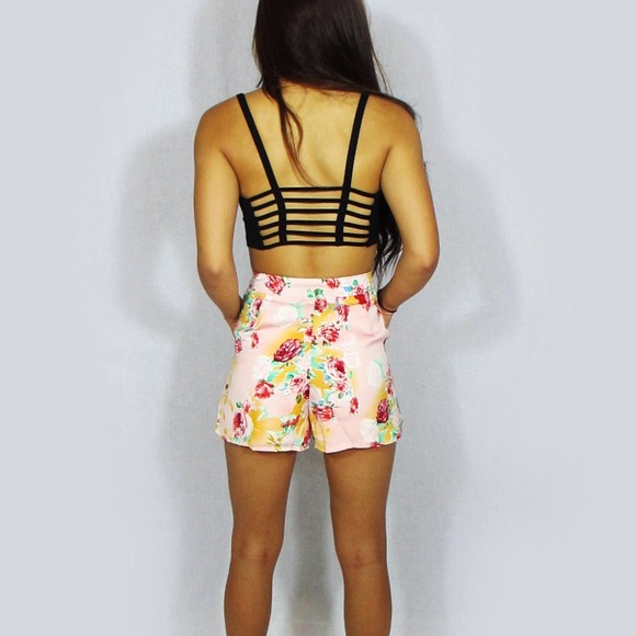 Floral High-waisted Shorts - Picture 2 of 2