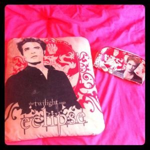 ⚡On hold⚡Team Edward pillow/purse pouch