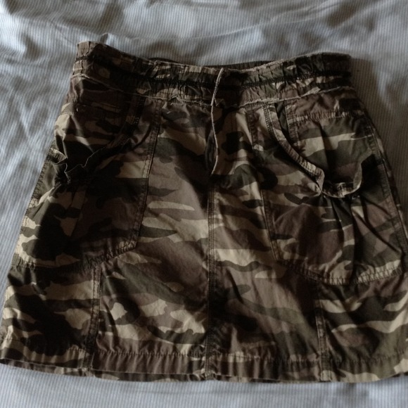 Camo skirt
