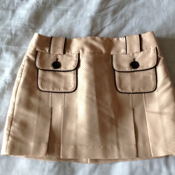 Light pink and black mini skirt