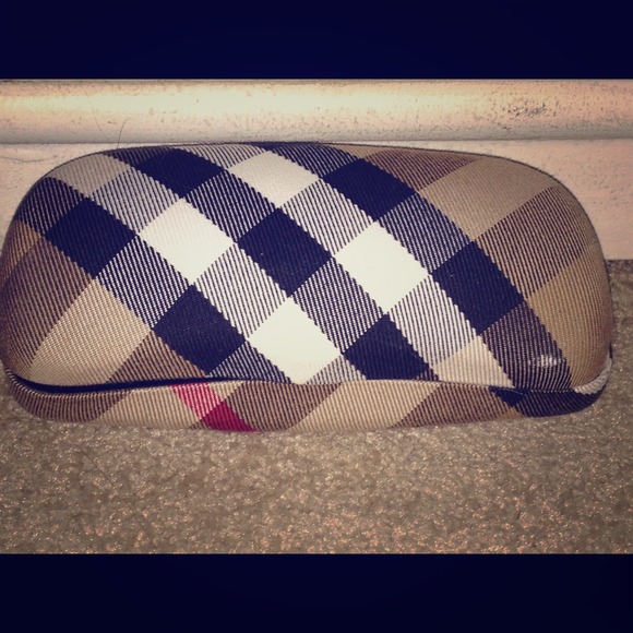 ⭐REDUCED⭐BURBERRY Sunglasses case GENUINE PRODUCT