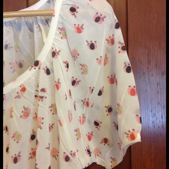 ❤SOLD❤"Forget Me Not" cute elephant pheasant top - Picture 3 of 4