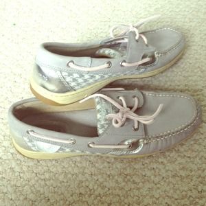 💢ON HOLD💢 Pink & Grey Sperry's