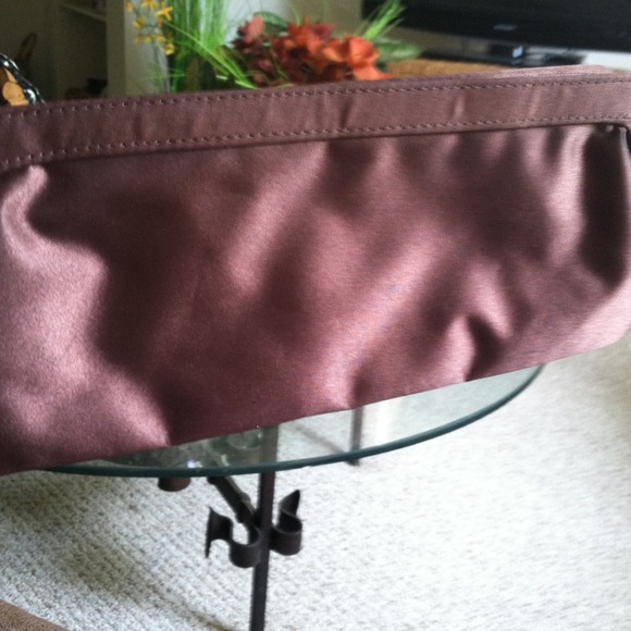 BLING ZIP POUCH - Picture 3 of 4