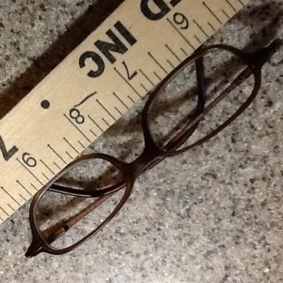 Small sized Ray Ban frames. No lenses. Retro!! - Picture 2 of 4