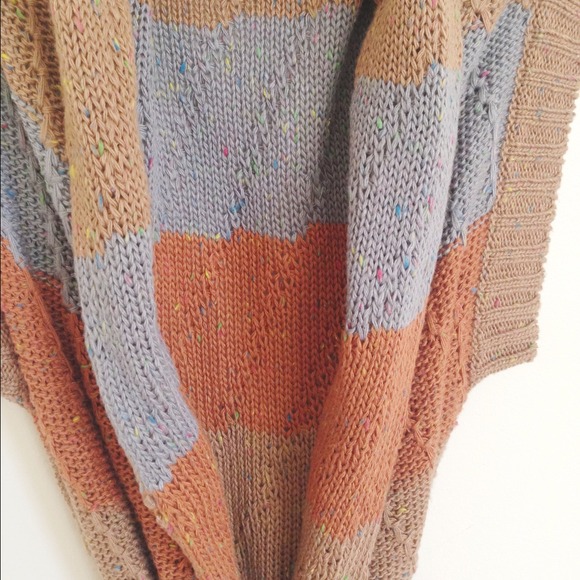 SOLD Colorful sweater with tie waist - Picture 2 of 3