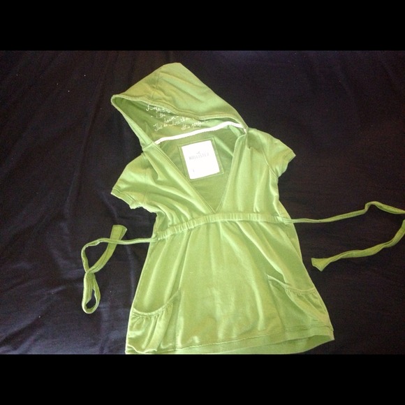 Hollister Short Sleeve Hoodie