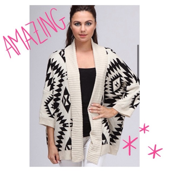 Sweaters - ONLY 2 LEFT🌟JUST IN AZTEC CARDIGAN