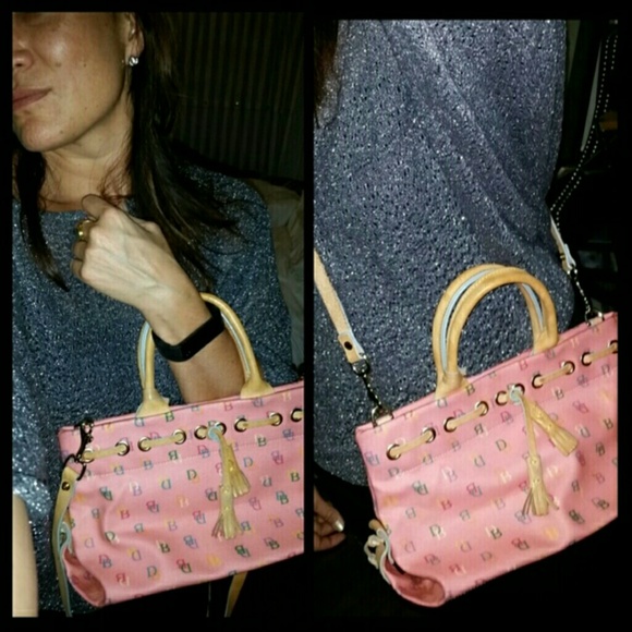 Dooney & Bourke Handbags - FINAL!!!! REDUCED Dooney and Bourke Authentic tote