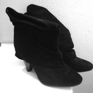 **reserved***Steve Madden slouch boots