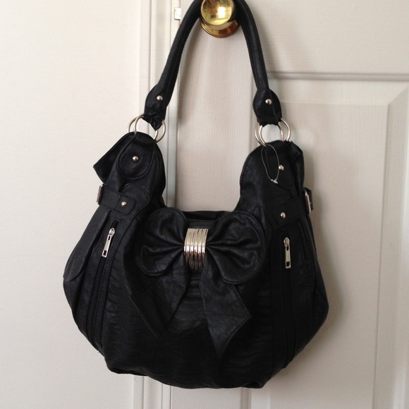 Bow Purse