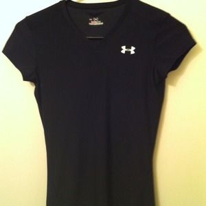 Under Armor Tshirt