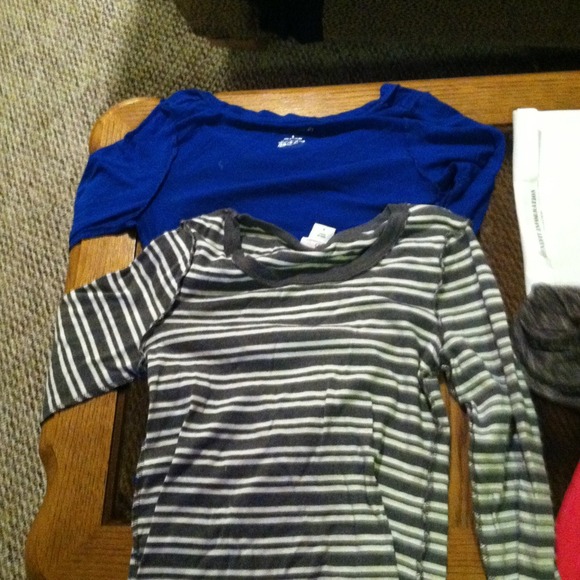 Long sleeve maternity tops