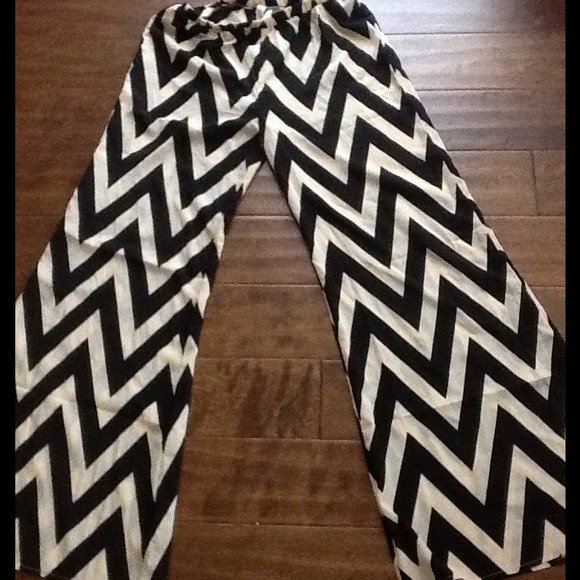 NWT Chevron Palazzo Pants