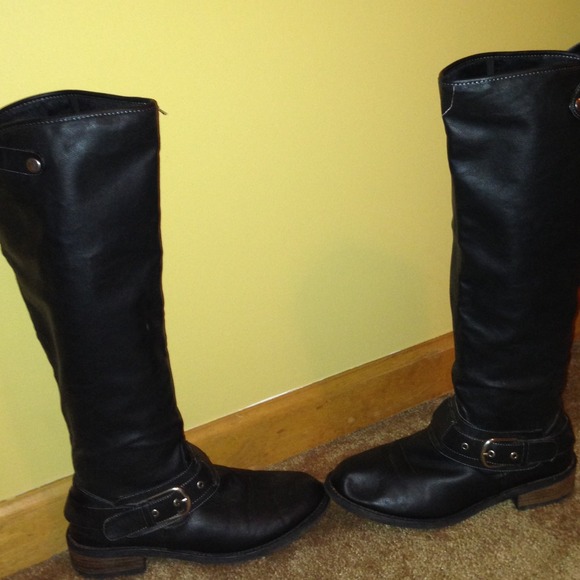 Black tall boots