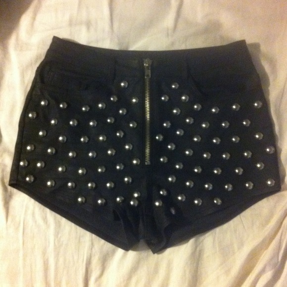 ❌SOLD❌ Studded UNIF shorts